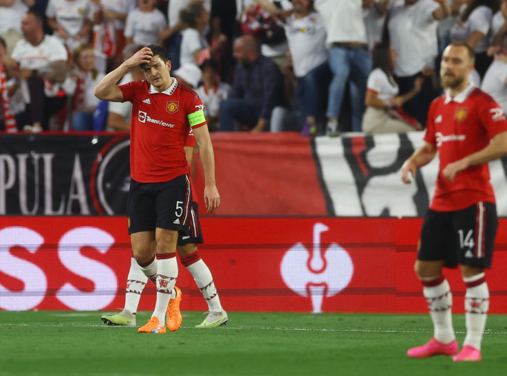 Harry Maguire mắc sai lầm dẫn đến bàn thua đầu tiên của man utd