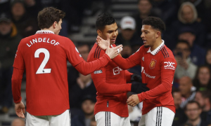 Sancho ăn mừng khi ghi bàn mở tỉ số cho man utd