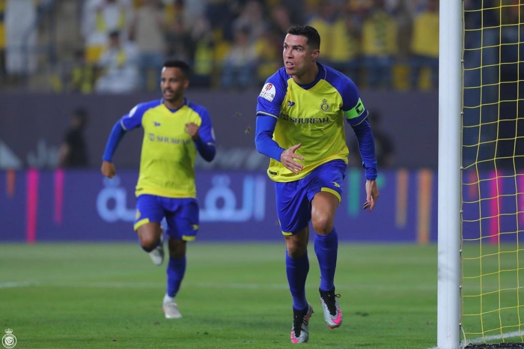 Ronaldo ghi bàn trở lại, Al Nassr đại thắng Al Raed
